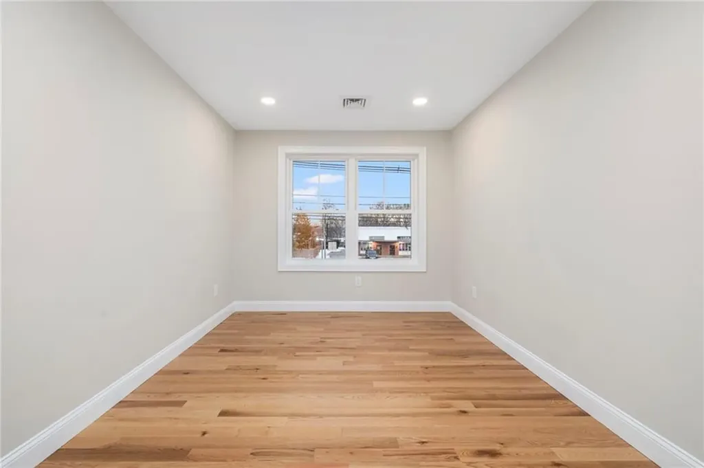 2907 Post Road Warwick RI 02886