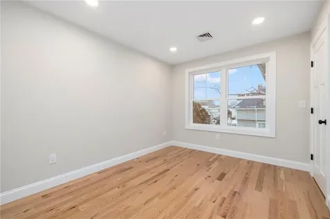 2907 Post Road Warwick RI 02886