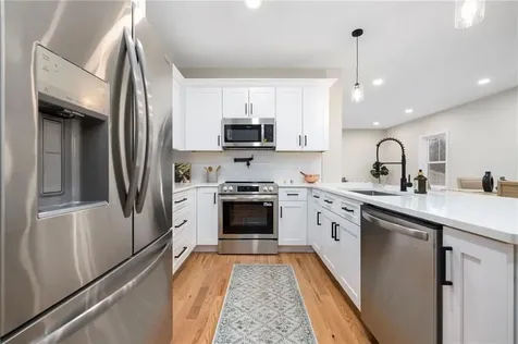 2907 Post Road Warwick RI 02886