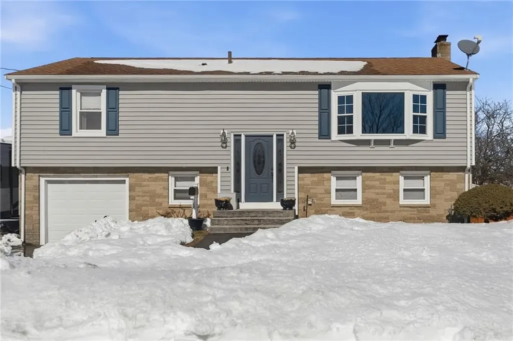 34 Commack Road East Providence RI 02914