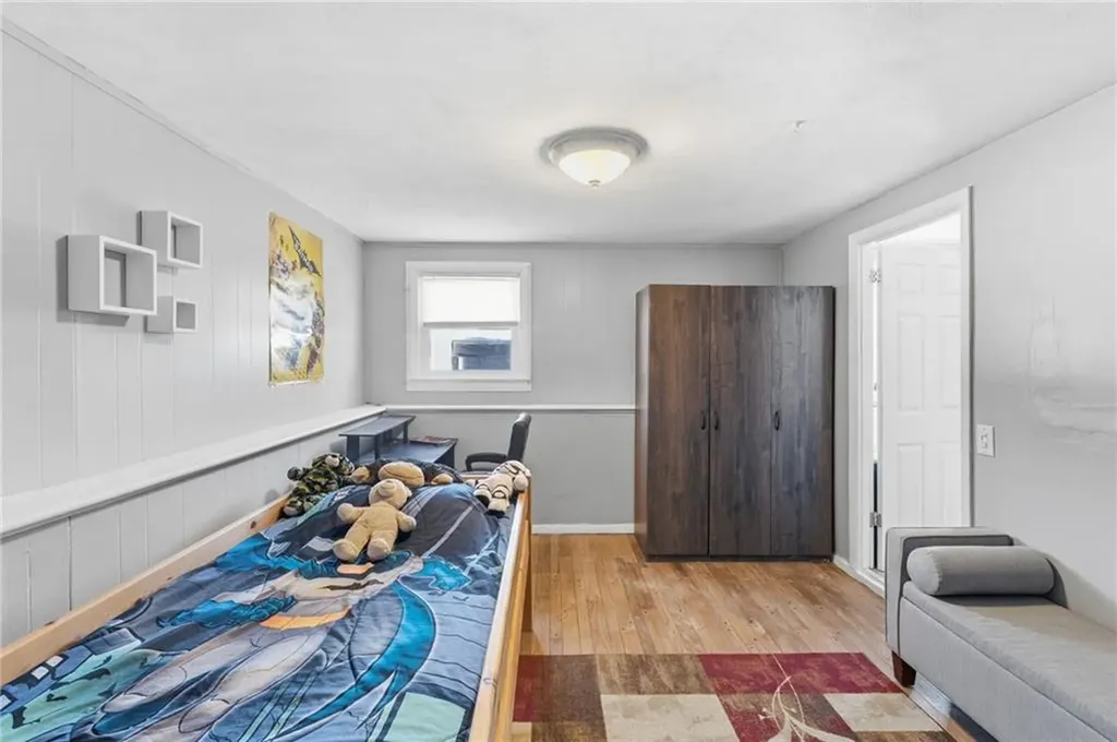 34 Commack Road East Providence RI 02914