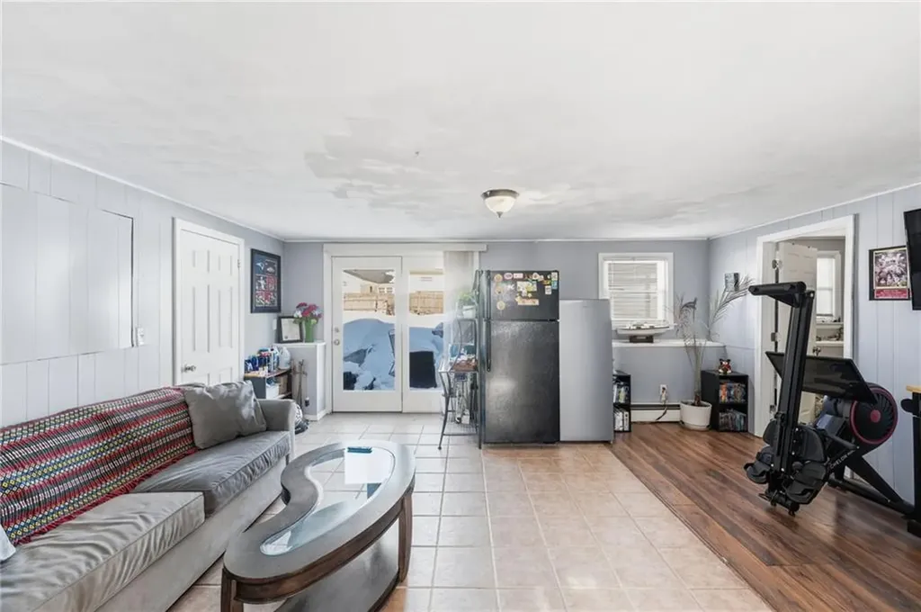 34 Commack Road East Providence RI 02914