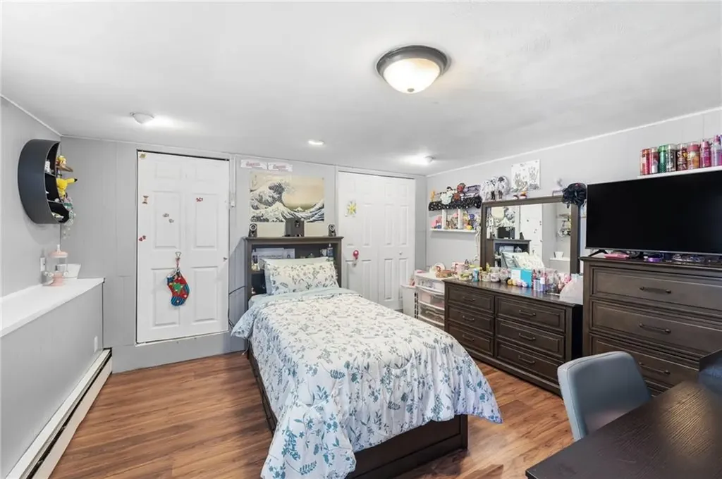 34 Commack Road East Providence RI 02914