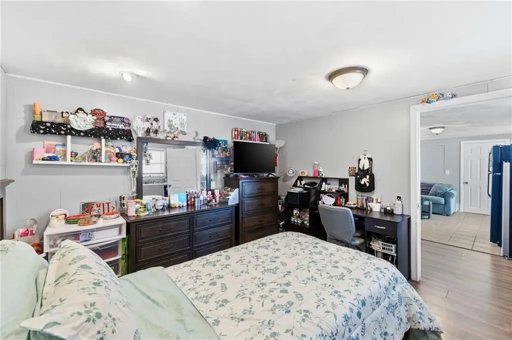 34 Commack Road East Providence RI 02914