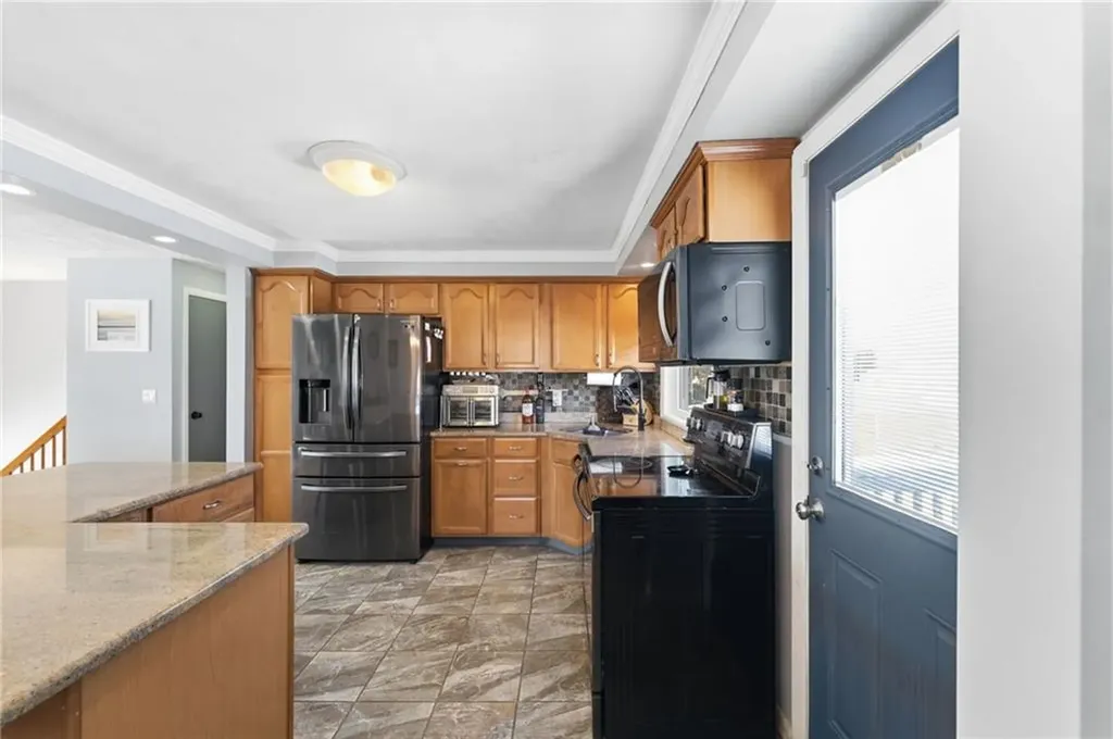 34 Commack Road East Providence RI 02914