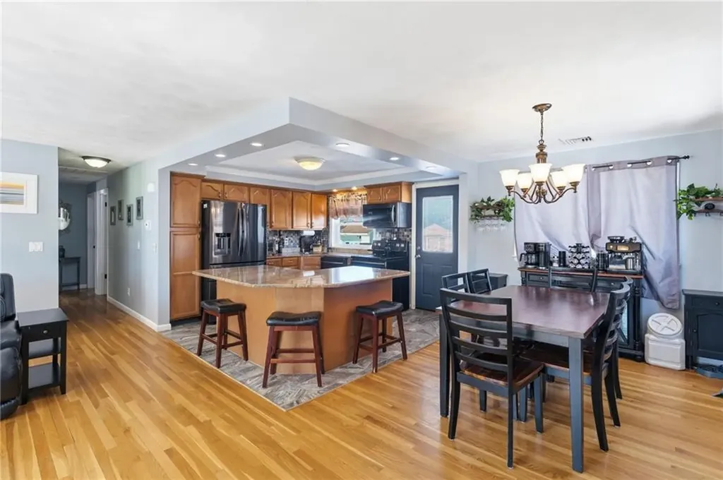 34 Commack Road East Providence RI 02914