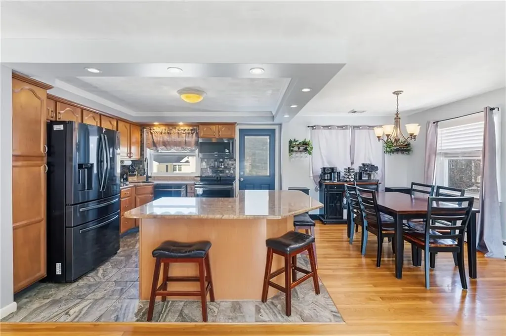 34 Commack Road East Providence RI 02914