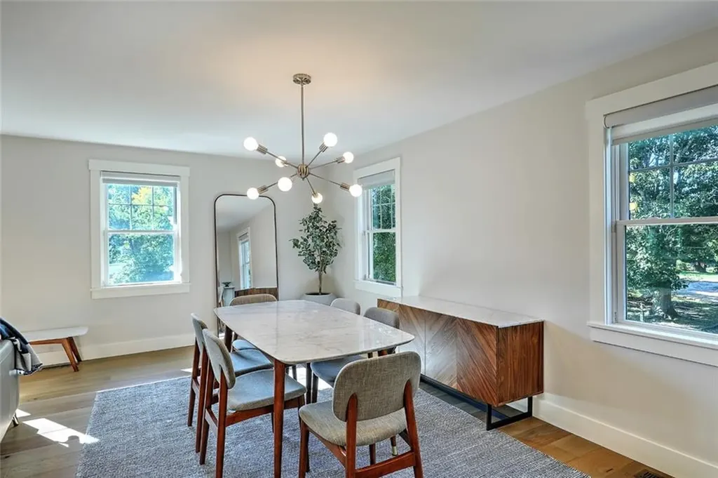 137 Rosebriar Avenue South Kingstown RI 02879