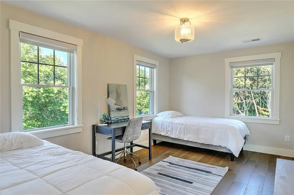 137 Rosebriar Avenue South Kingstown RI 02879