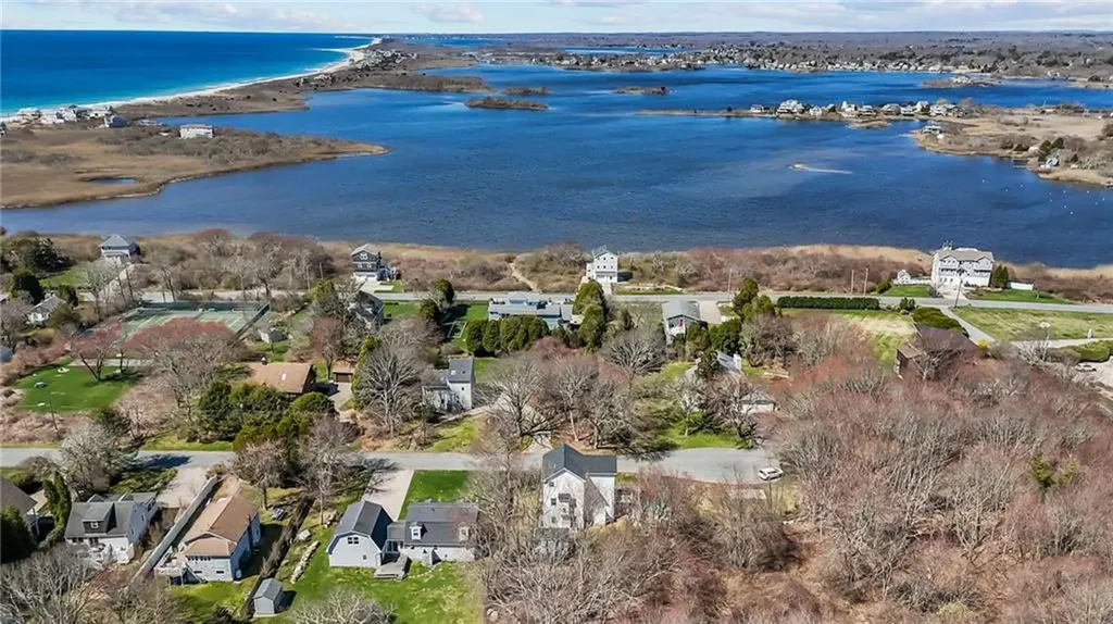 137 Rosebriar Avenue South Kingstown RI 02879