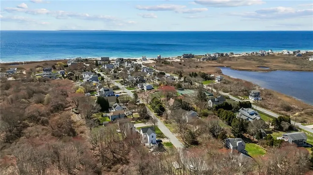 137 Rosebriar Avenue South Kingstown RI 02879