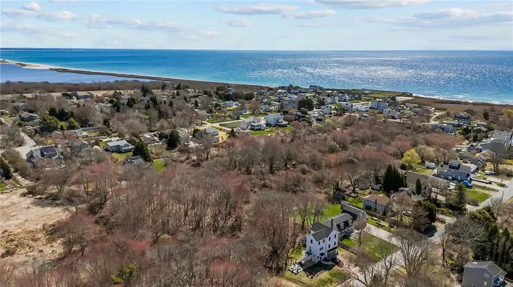 137 Rosebriar Avenue South Kingstown RI 02879