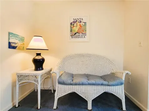 152 Tuckerman Avenue Middletown RI 02842