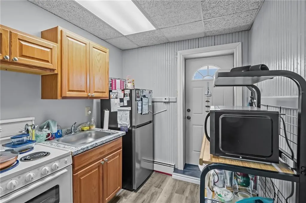 114 Commodore Street Providence RI 02904