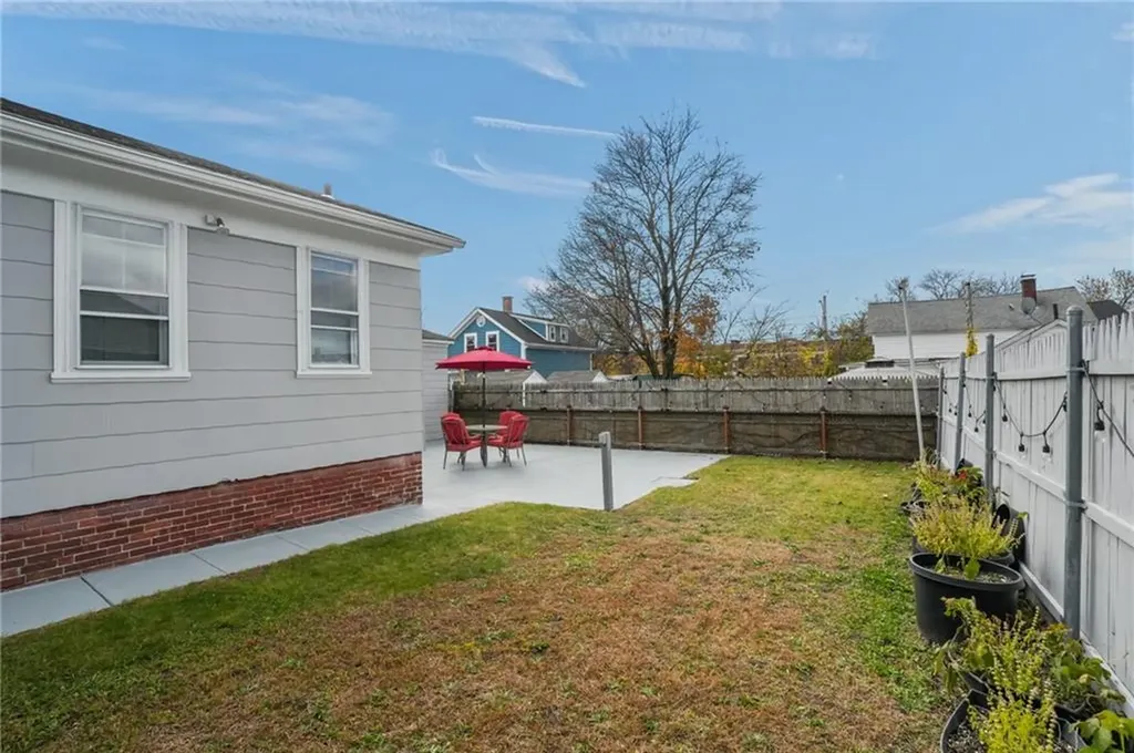 114 Commodore Street Providence RI 02904