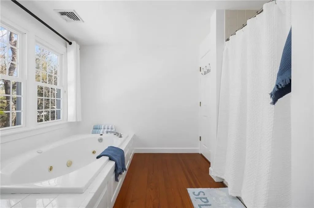 23 Morra Way East Providence RI 02916