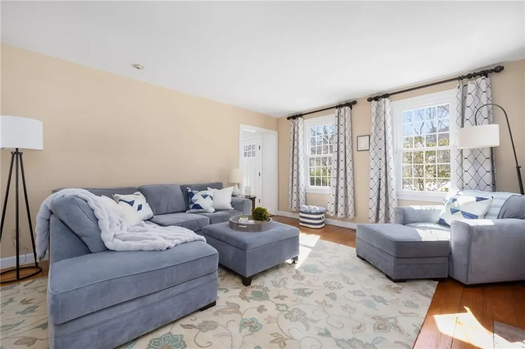 23 Morra Way East Providence RI 02916