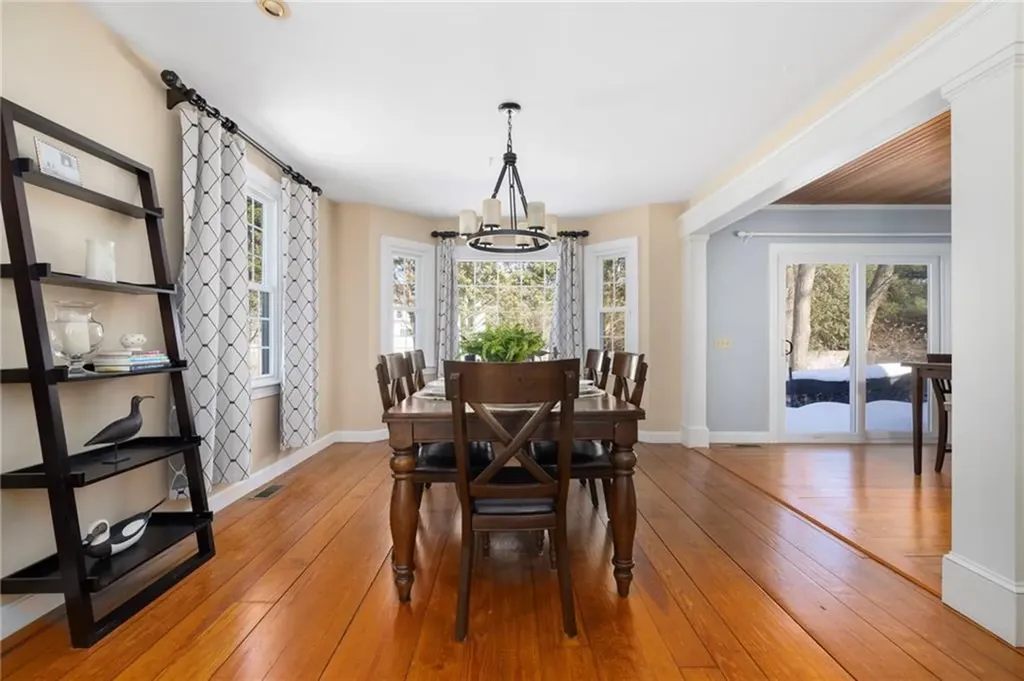 23 Morra Way East Providence RI 02916