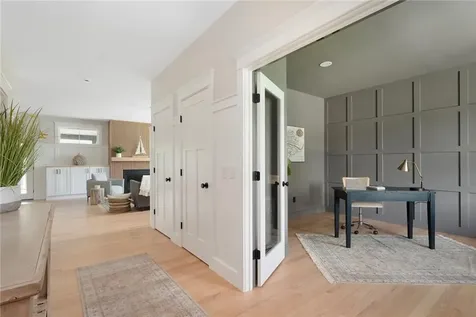 5 Braeburn Circle Cranston RI 02921