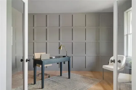 5 Braeburn Circle Cranston RI 02921