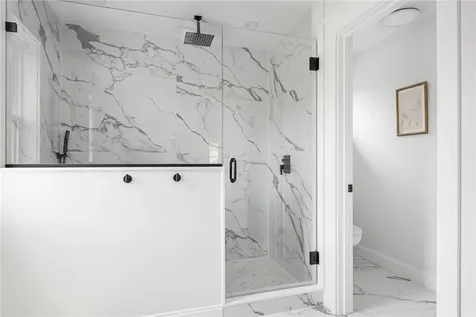 5 Braeburn Circle Cranston RI 02921