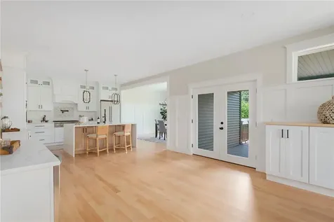 5 Braeburn Circle Cranston RI 02921