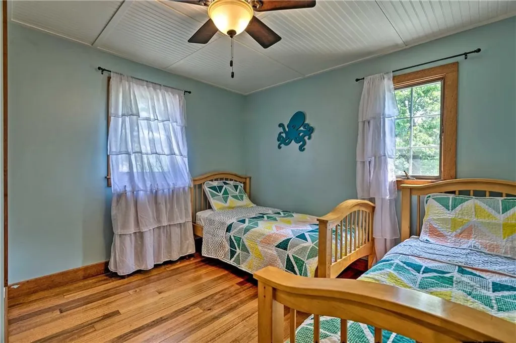 129 Dighton Avenue Portsmouth RI 02871