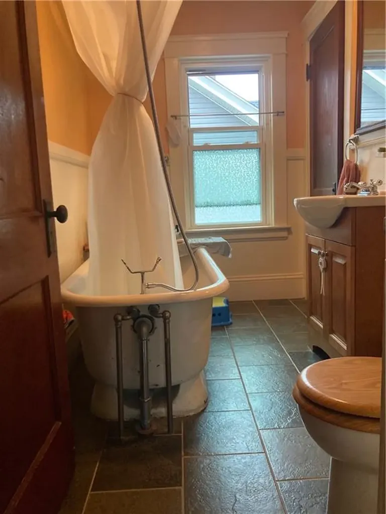 182 Calla Street Providence RI 02905