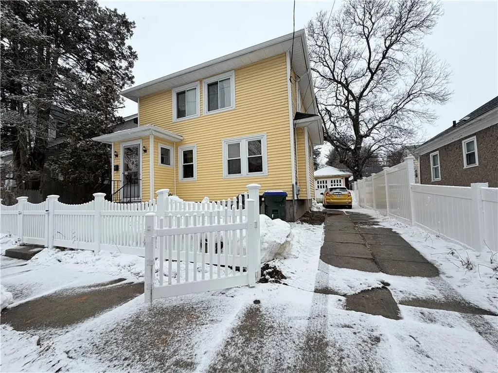 182 Calla Street Providence RI 02905