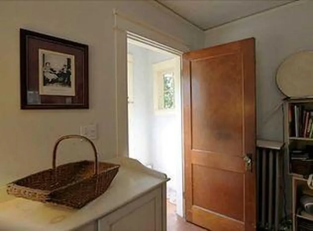 182 Calla Street Providence RI 02905