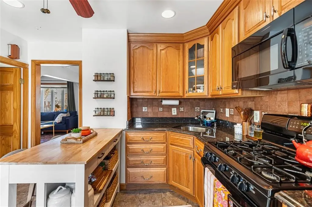 39 Orchard Street East Providence RI 02914