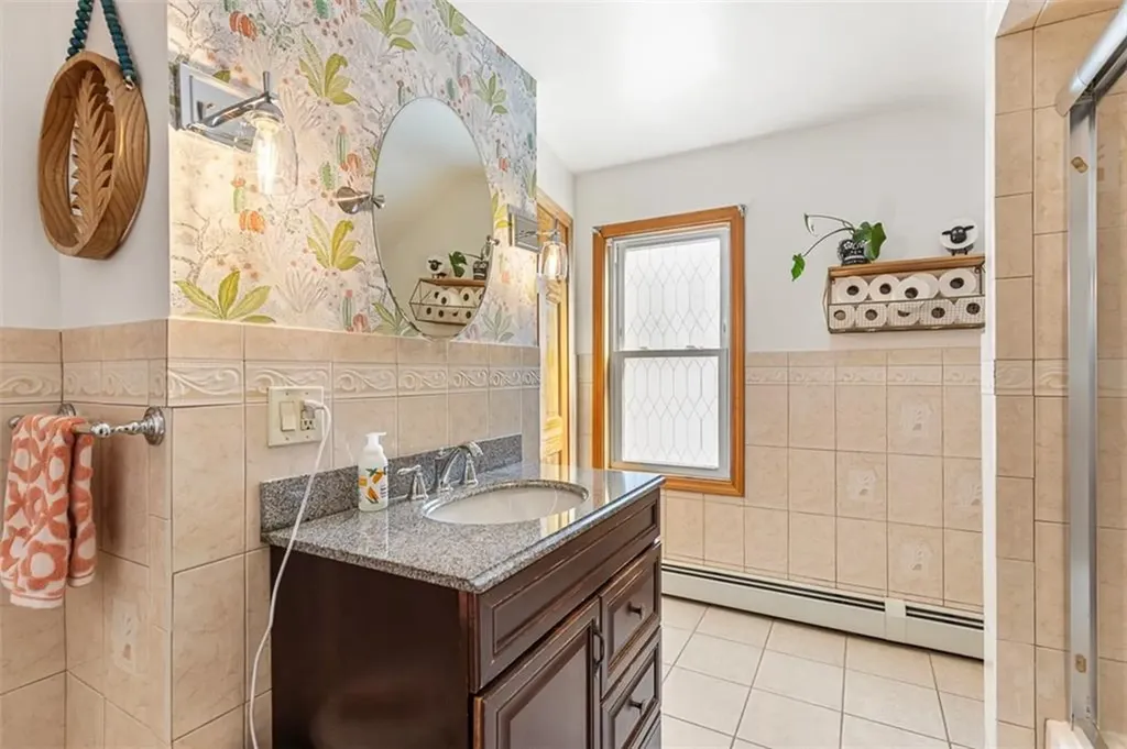 39 Orchard Street East Providence RI 02914