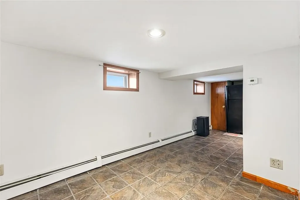 39 Orchard Street East Providence RI 02914