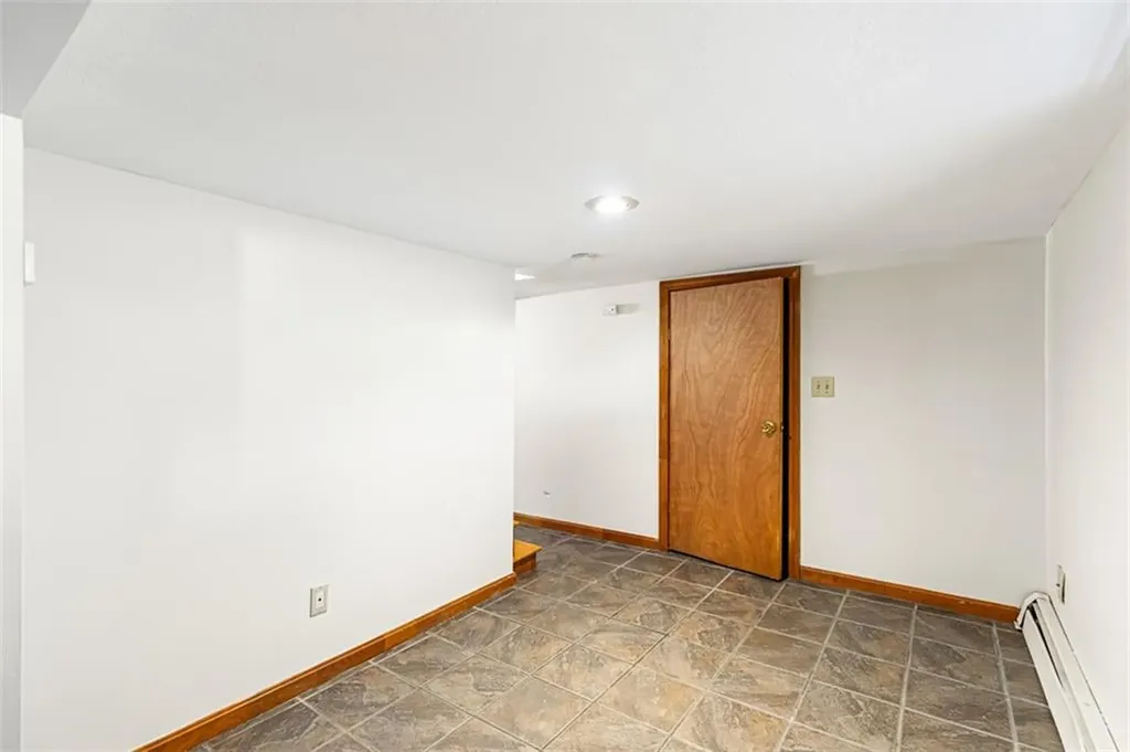 39 Orchard Street East Providence RI 02914