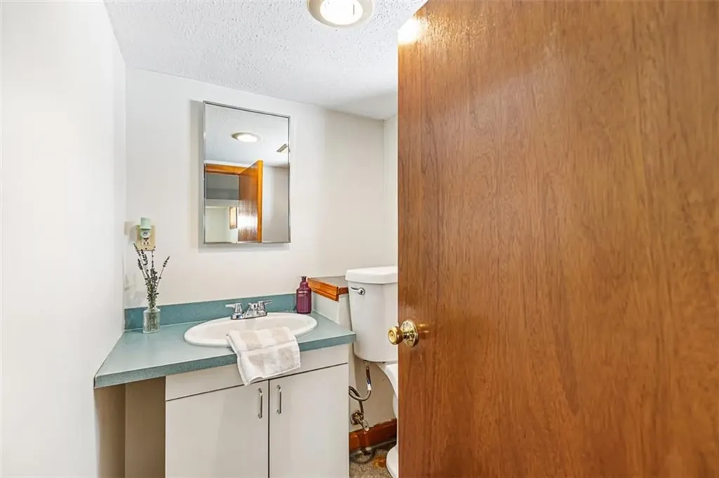 39 Orchard Street East Providence RI 02914