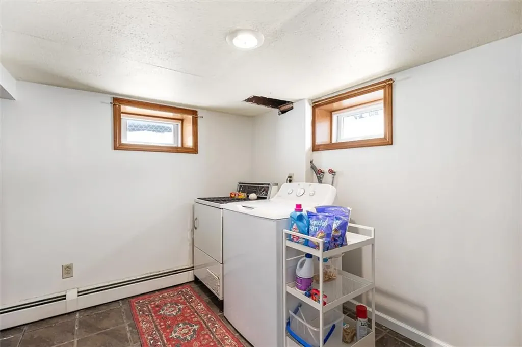 39 Orchard Street East Providence RI 02914