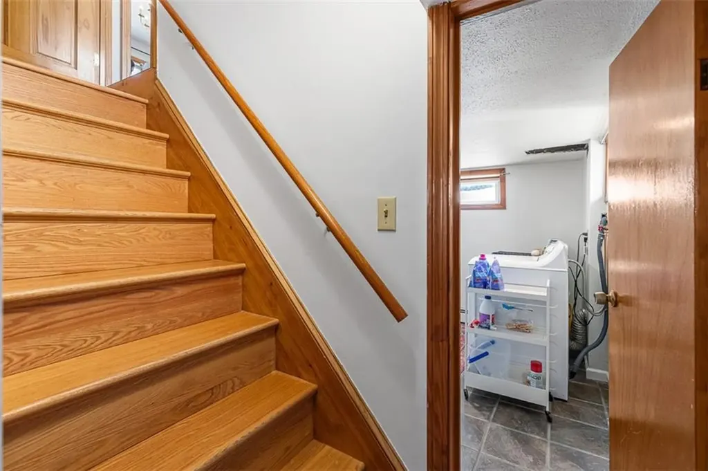 39 Orchard Street East Providence RI 02914