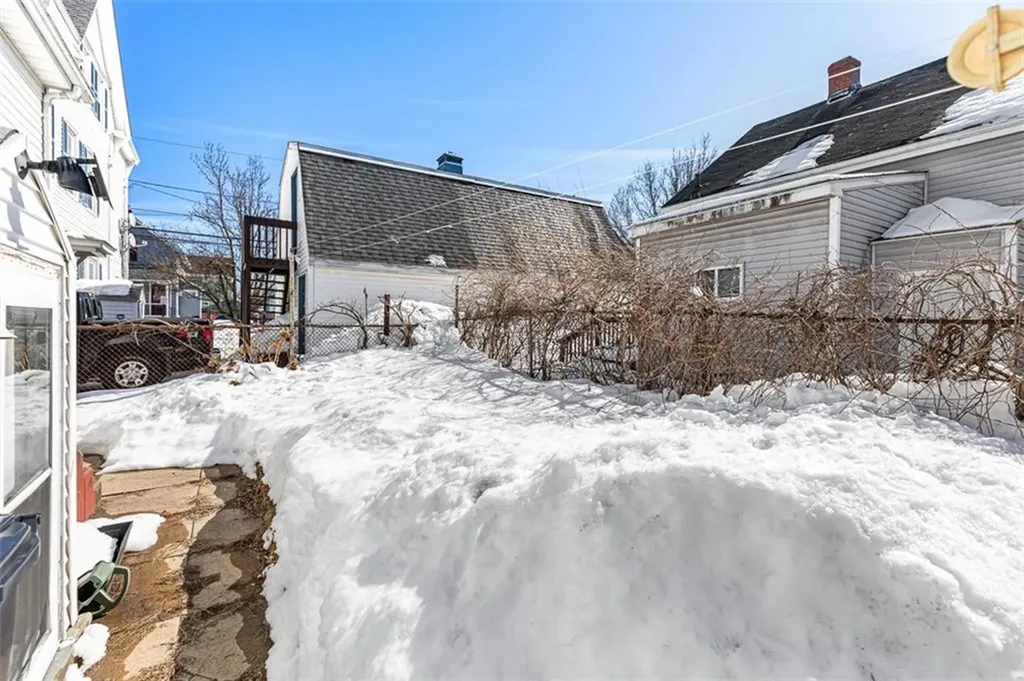 39 Orchard Street East Providence RI 02914