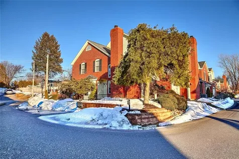 626 Smithfield Road North Providence RI 02904