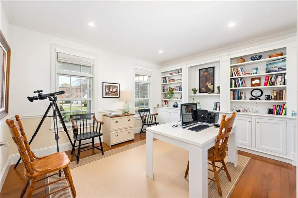 8 Kettle Close Westerly RI 02891