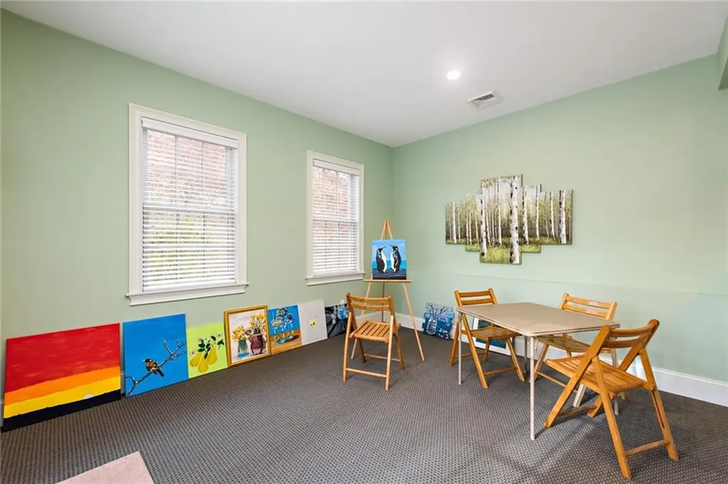 8 Kettle Close Westerly RI 02891