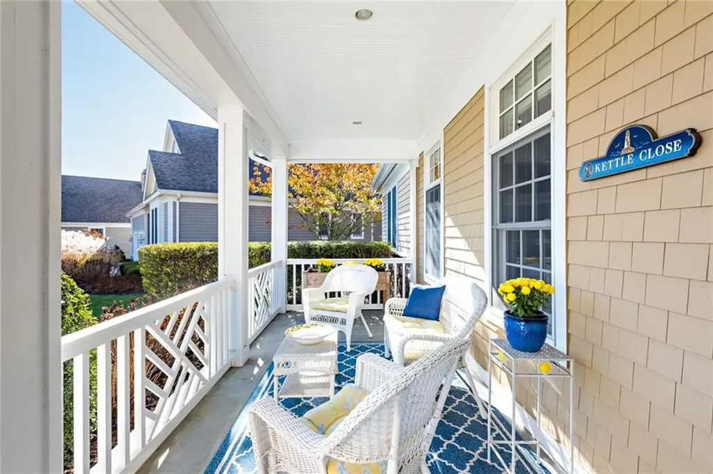 8 Kettle Close Westerly RI 02891