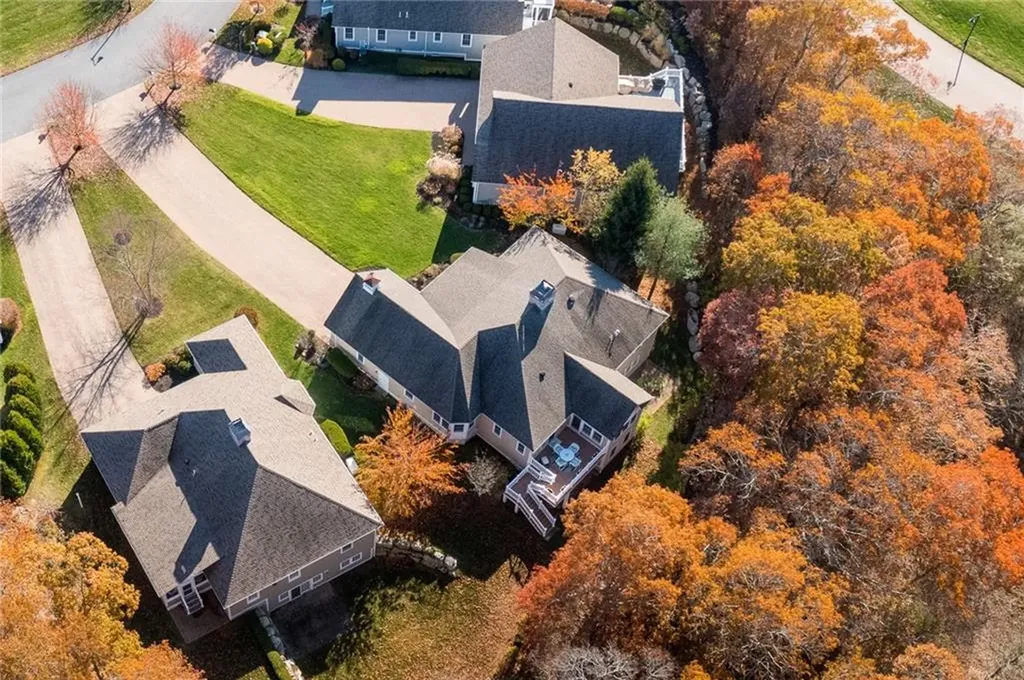 8 Kettle Close Westerly RI 02891