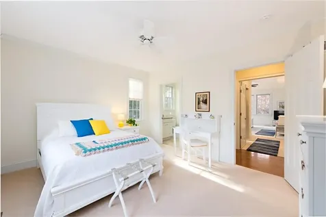 8 Kettle Close Westerly RI 02891