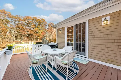 8 Kettle Close Westerly RI 02891