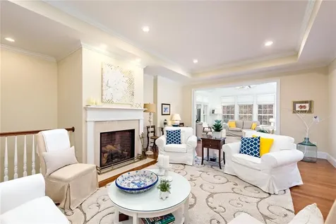 8 Kettle Close Westerly RI 02891