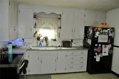 186 Fiat Avenue Cranston RI 02910