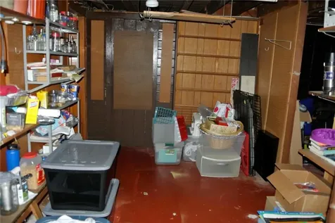 186 Fiat Avenue Cranston RI 02910