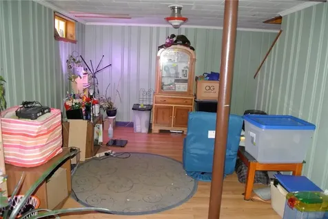 186 Fiat Avenue Cranston RI 02910