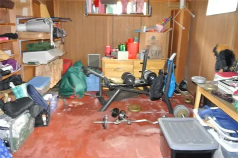 186 Fiat Avenue Cranston RI 02910